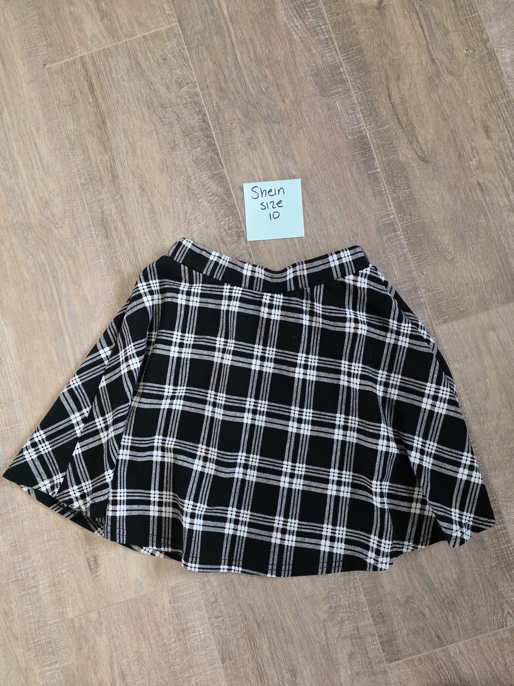 SHEIN Black & White Plaid Skater Skirt